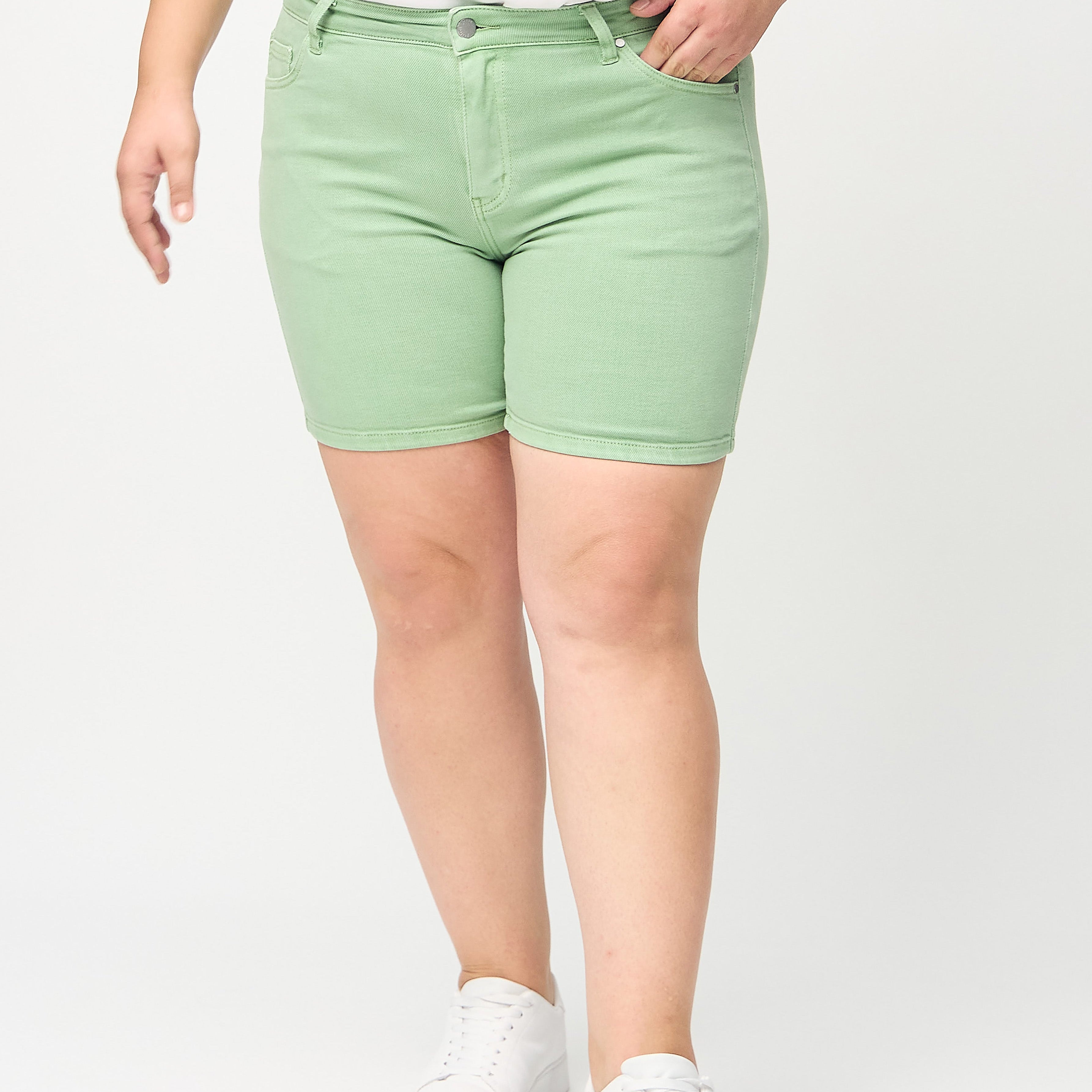 Mündid™ – Elegantne lühike püksid