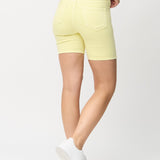 Lemonades™ – Elegantne lühike püksid