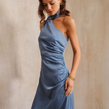 Sinine – Elegantne A-liini maxi kleit