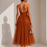 MILA – Elegantne midi kleit