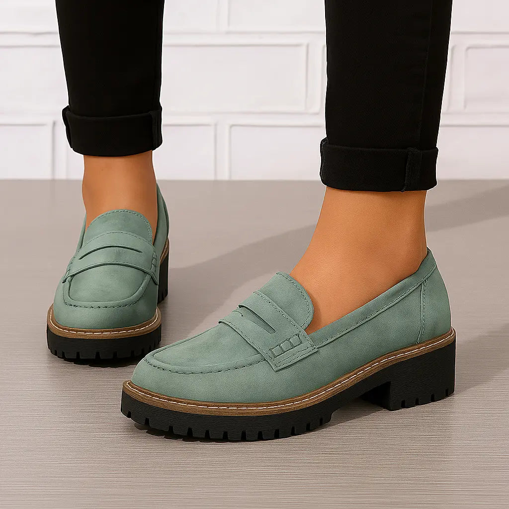 Nadia – Ajatu nahast mokassiin