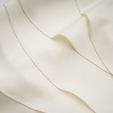 Lyna – Elegantne mini kleit volangidega