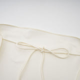 Lyna – Elegantne mini kleit volangidega