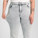 Täiuslikud teksad – Bootcut stiil