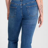 Täiuslikud teksad – Bootcut stiilis püksid