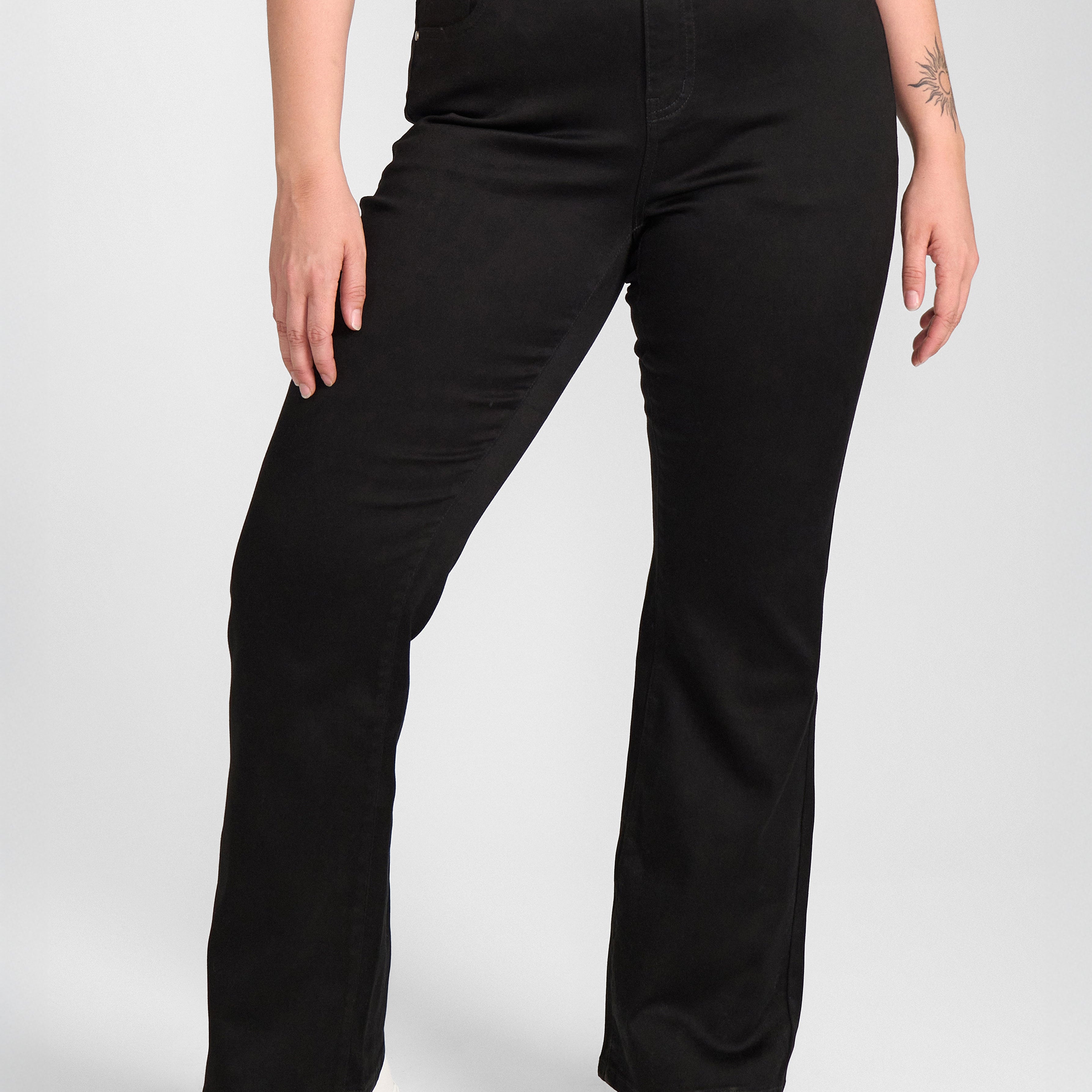 Ravens™ – Täiuslikud bootcut teksad