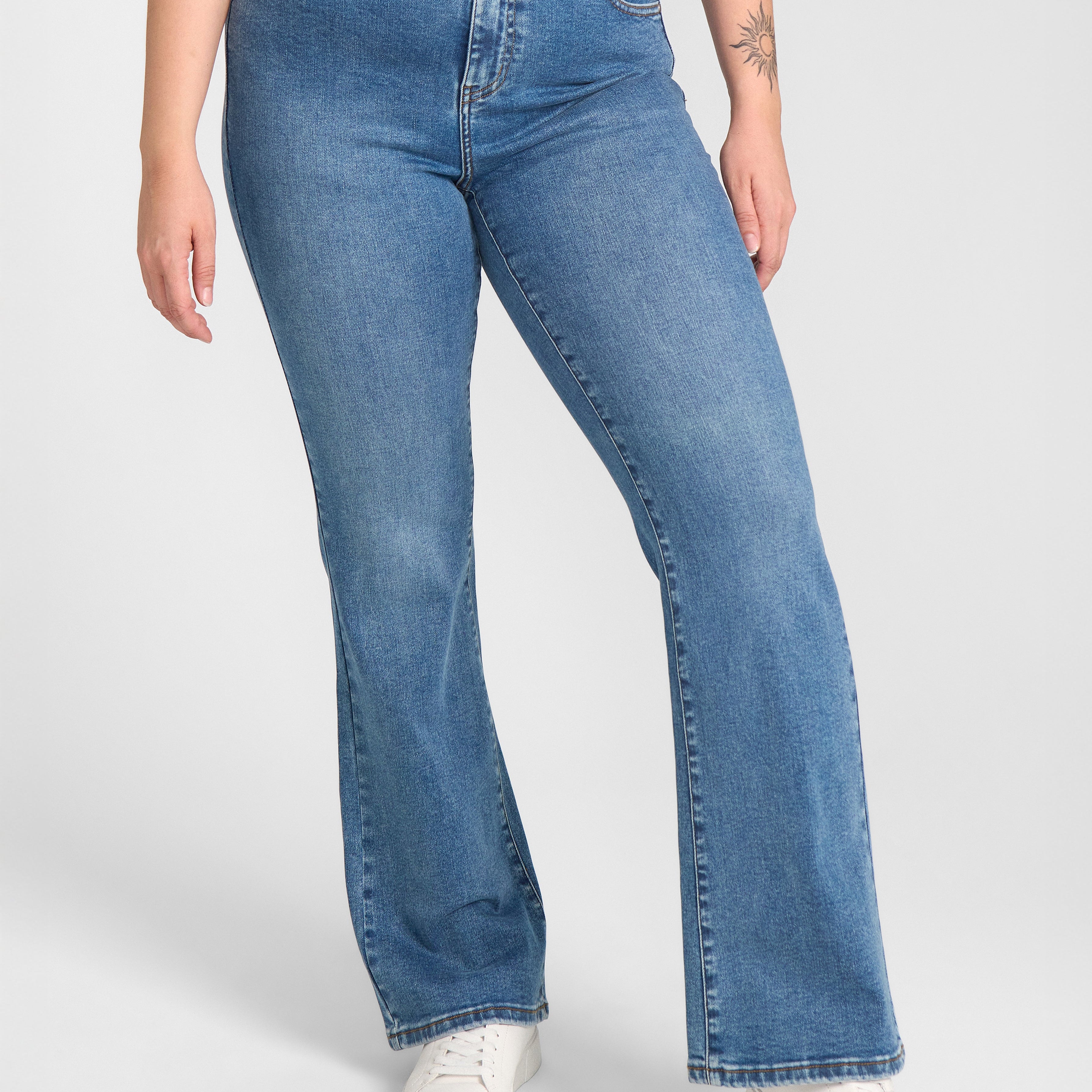 Rivers™ – Täiuslikud bootcut teksad