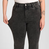 Shadows™ – Täiuslikud bootcut teksad