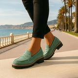 Nadia – Ajatu nahast mokassiin